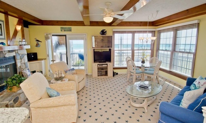 Emerald Isle Condo | Ocean Reef 8-B1, Oceanfront Condo in Emerald Isle, NC!