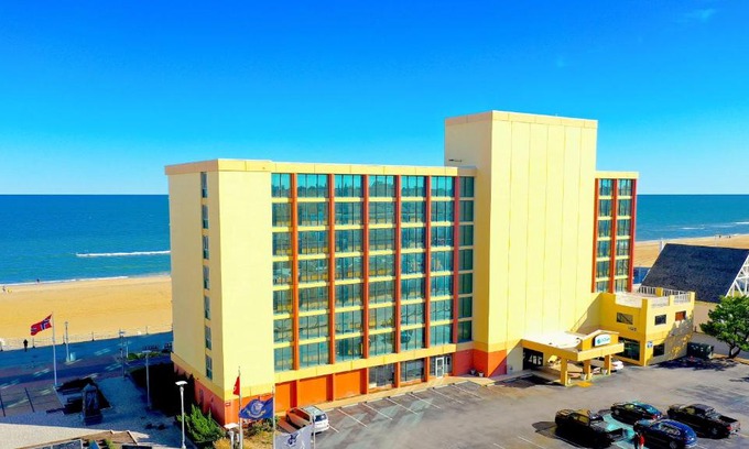 Northeast Virginia Beach Hotel | Ocean Resort