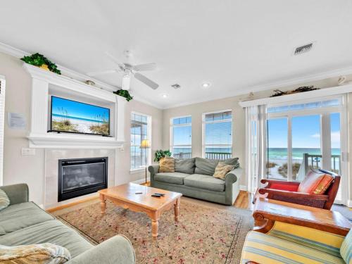 Laguna Beach Estates House | Ocean Spray