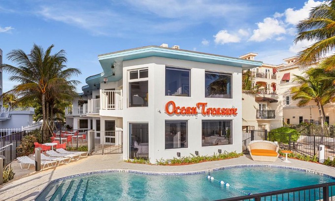 East Fort Lauderdale Resort | Ocean Treasure Beachside Suites