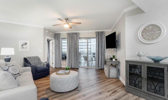 Arcadian Shores Apartment | Ocean View 3 Bedroom Unit at Royale Palms-907 condo