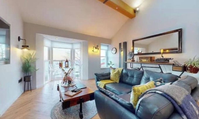 Baglan Cottage | Ocean View Cottage - Mumbles