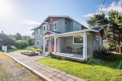Beverly Beach House | Ocean View & Family Friendly