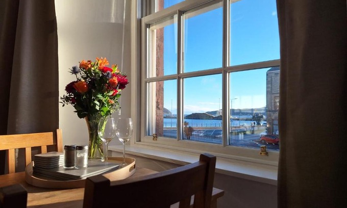Campbeltown Apartment | Ocean View