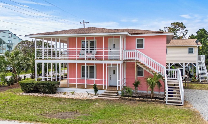 Cherry Grove Beach Apartment | Ocean view home, steps away from the ocean