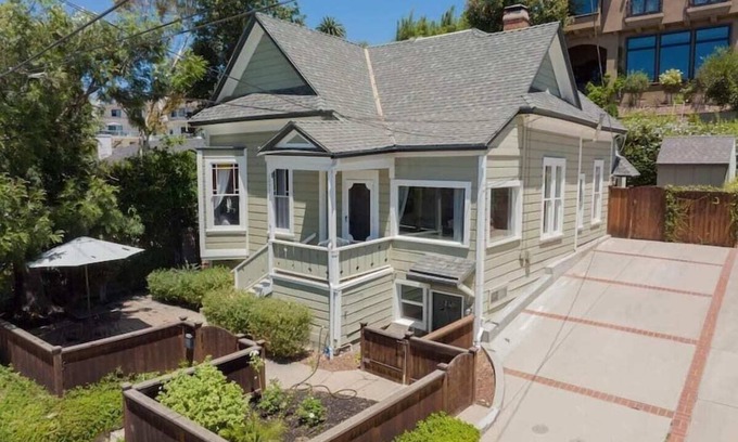 Ventura House | Ocean View Home w/Sauna, Gym, Bikes + More