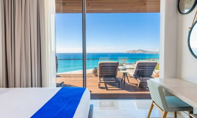 San Jose del Cabo Apartment | Ocean View Luxury Resort Apartment in Cabo