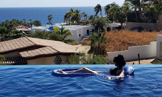 Pedregal Villa | 🌊🏖️🌴☀️Ocean Views + 2 Pools + Free Shuttle + Snacks! Family Fun Starts Here