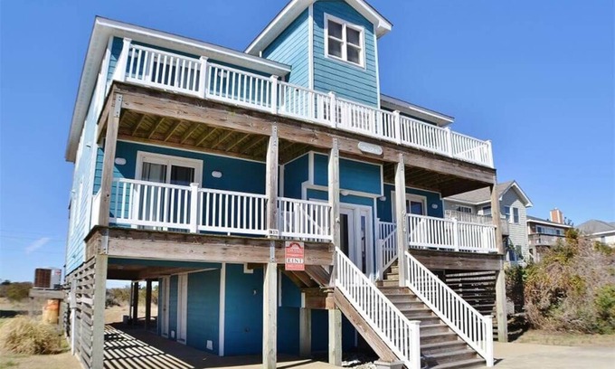 South Nags Head House | Ocean views, community pool, and hot tub await you at Seaquil,