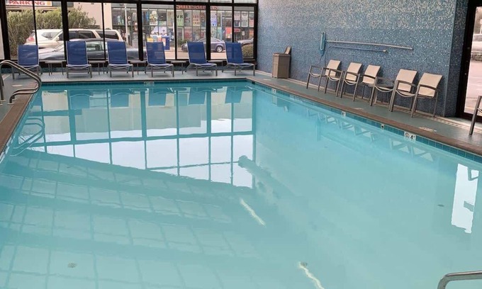 Virginia Beach Condo | Ocean Views, King Bed & Indoor Pool Access