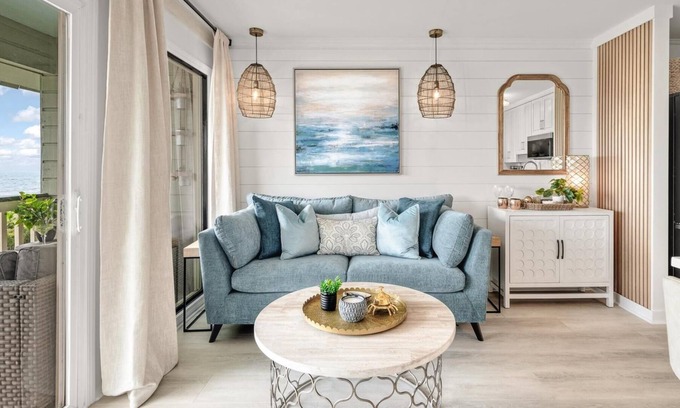 Isle of Palms Condo | Ocean Views - Newly Remodeled - Pool and Fishing Pier