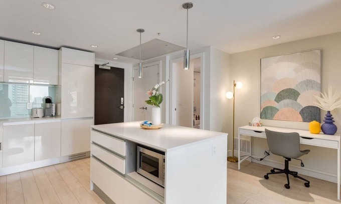Victoria Park Condo | "Oceana" Stylish 1 Bdrm in Guardian Building!
