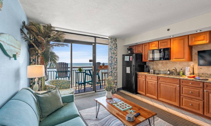 Windy Hill Condo | Oceanfront - Balcony - Kitchen - Pools - Hot tubs