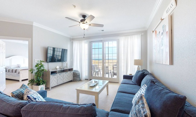 Sandbridge Condo | Oceanfront condo w/incredible beach views, shared outdoor pool, gym, & A/C