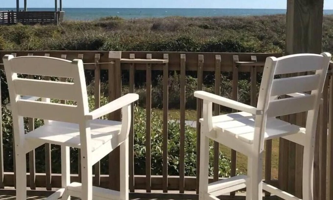 Duck Apartment | Oceanfront. Duck. Affordable.