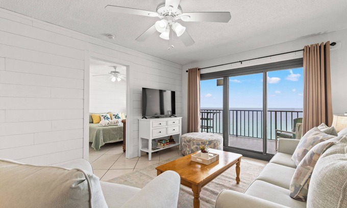 Lower Grand Lagoon Condo | Oceanfront Escape Commodore 1002, 1BR Condo with Balcony & Seasonal Savings