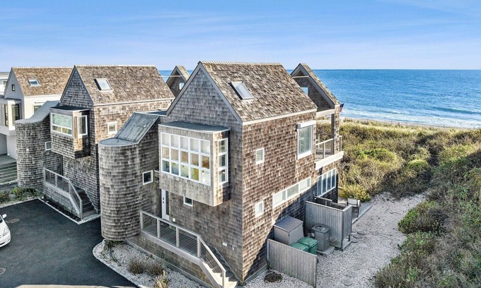 Montauk House | Oceanfront Home In Downtown Montauk! Private Ocean Beach Path!