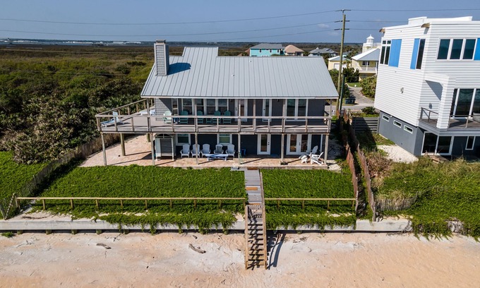 Ponte Vedra Beach House | OCEANFRONT HOUSE, FRESHLY RESTORED BEACH, PET FRIENDLY, MINUTES TO ST AUGUSTINE!