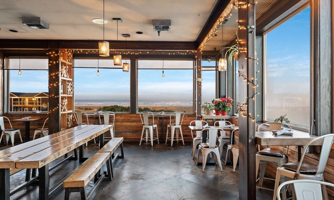 Long Beach Hotel | Oceanfront Inn at Discovery Coast