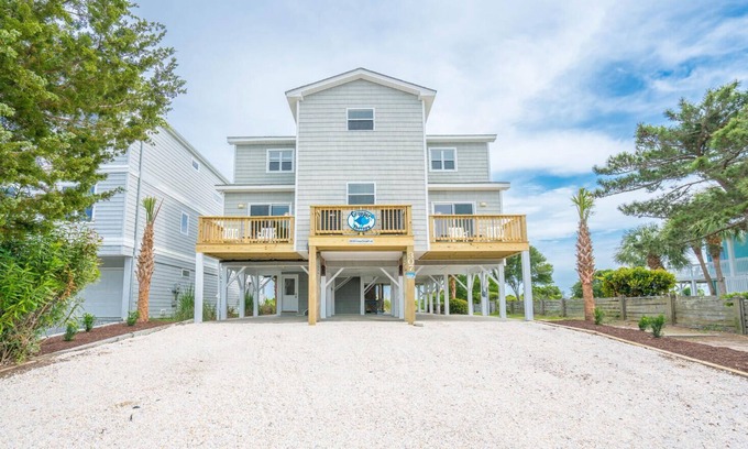 Sunset Beach House | Oceanfront Luxury Home on Sunset Beach West End - Newly Renovated/Open Floorplan