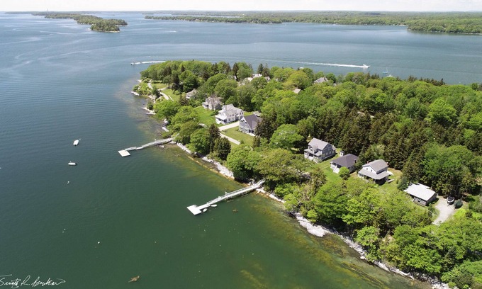 Mid-Coast and Islands Cottage | Oceanfront Maine Cottage w/ Shared Dock. Mere Point Peninsula; near Brunswick
