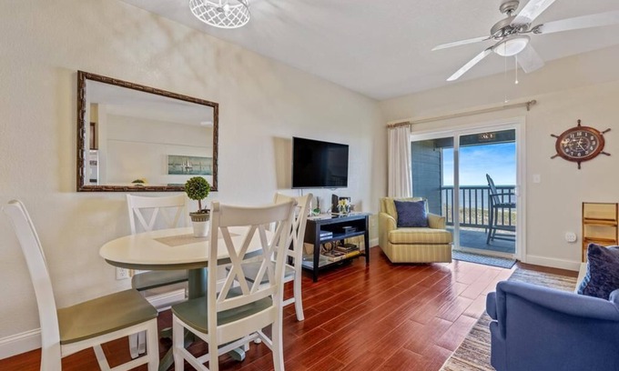 Kill Devil Hills Condo | Oceanfront paradise! Family-friendly condo with perfect unobstructed beach views