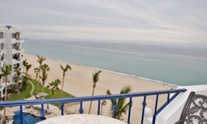San Jose del Cabo Condo | Oceanfront Penthouse- Steps to the Beach, Luxury rental