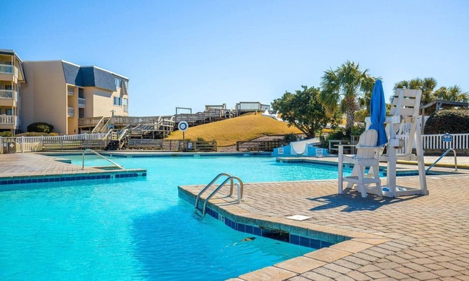 Morehead City Condo | Oceanfront Resort with Amazing Amenities - Atlantic Beach