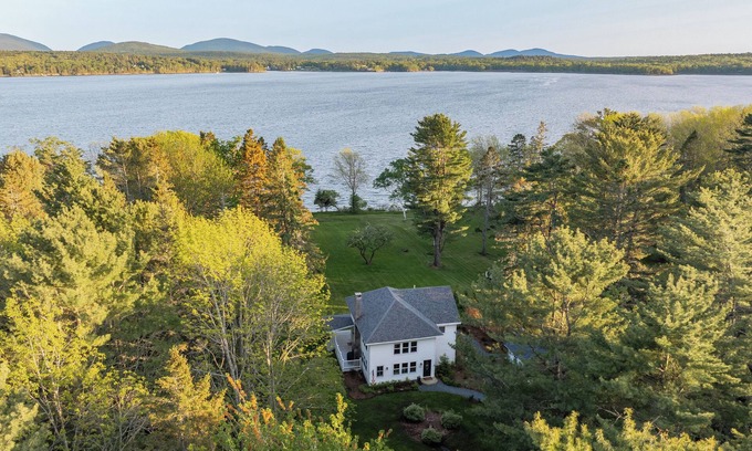 Lamoine Beach Cottage | Oceanfront-shore access-refined interior-Acadia NP views-Cornerstone Cottage