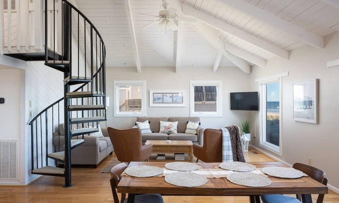 South Nags Head House | Oceanfront with Panoramic Views, Newly Renovated!