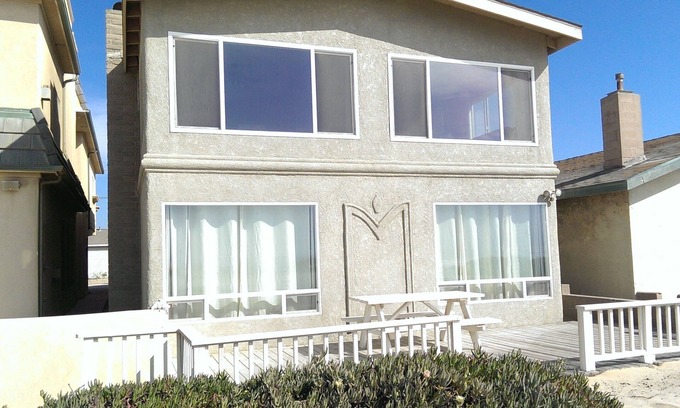 Oceano House | Oceanfrontstay.com - Up To 16 Guests Allowed -Big House, Lots of Room- No Pets