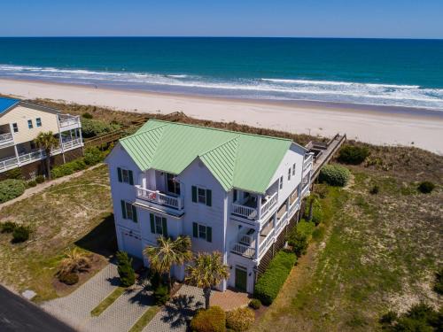 Topsail Beach House | Oceans 111