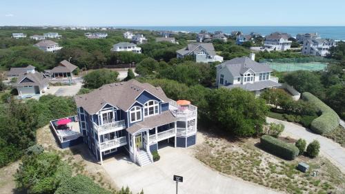 Pine Island House | Oceanside, 6 BRs, Pool, Hot Tub, Dogs Welcome, Close to Beach Access, PI164, La Bella Vita