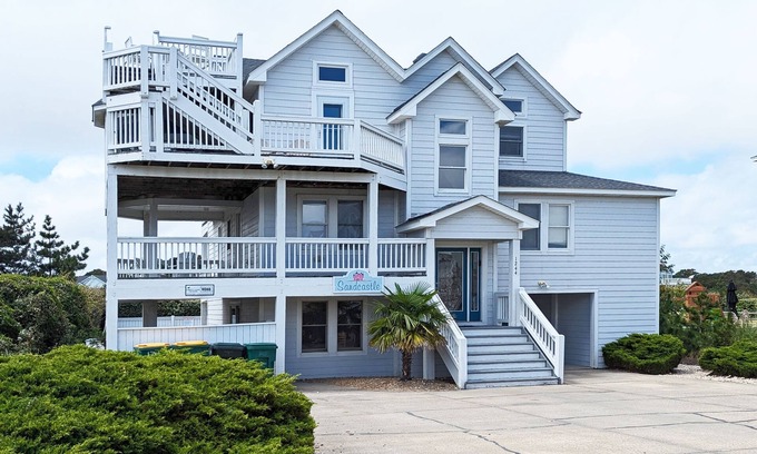Ocean Hill House | Oceanside dog-friendly home w/private pool, hot tub & rec room with pool table