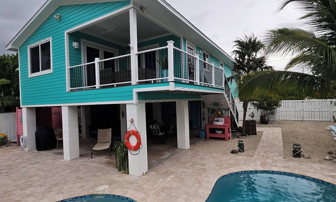 Cutthroat Harbor Estates House | Oceanside, heated pool, near Key West, space for 20-25 ft boat. Book fall 2025!