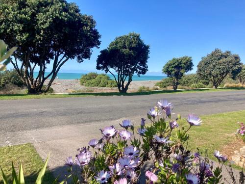 Haumoana House | Oceanside oasis