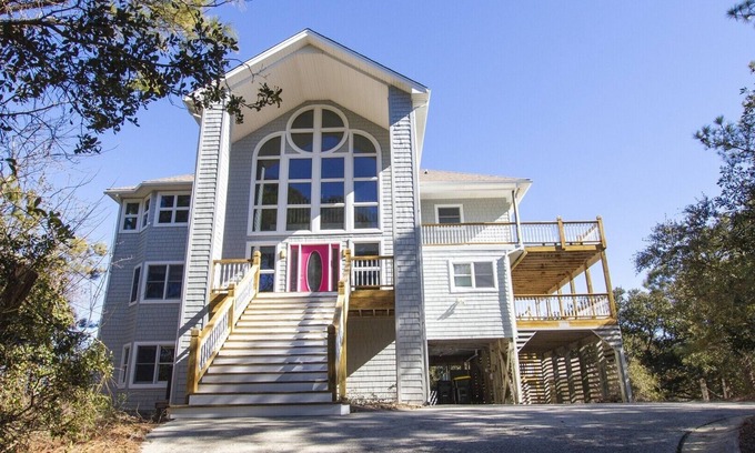 Ocean Hill House | Oceanside, Pool, Hot Tub, Close to Beach, OH1, Silver Sandcastle