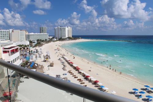 Punta Cancun Apartment | Oceanside Studio - Stunning Views, Ideal Location