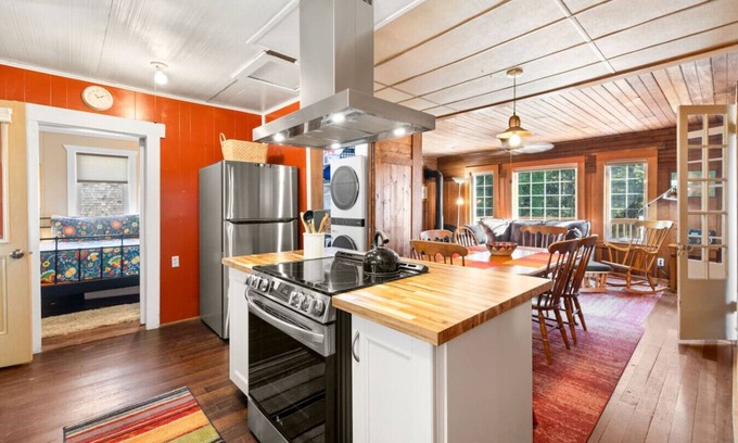 Oceanside House | Oceanside w/Views, Dog-Friendly, Gas Stove
