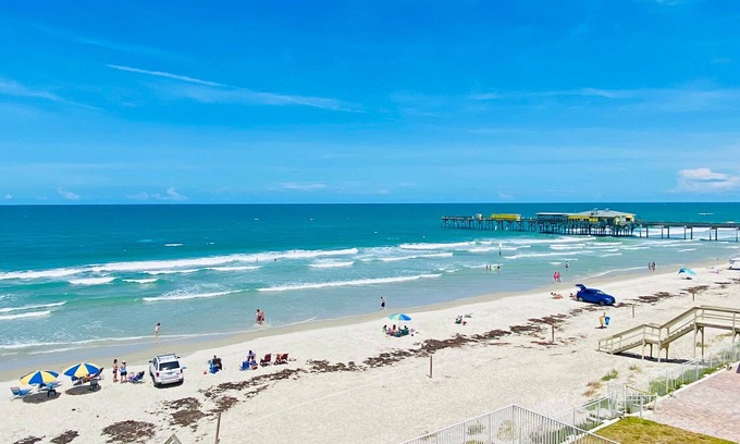 Winthrop Holding Condo | Oceanview Condo with Balcony & Full Kitchen
