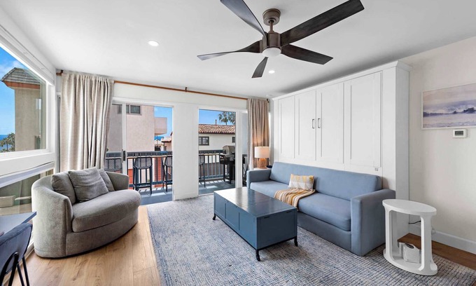 San Clemente Apartment | Oceanview Retreat Steps to Beach + Bikes 5starstay