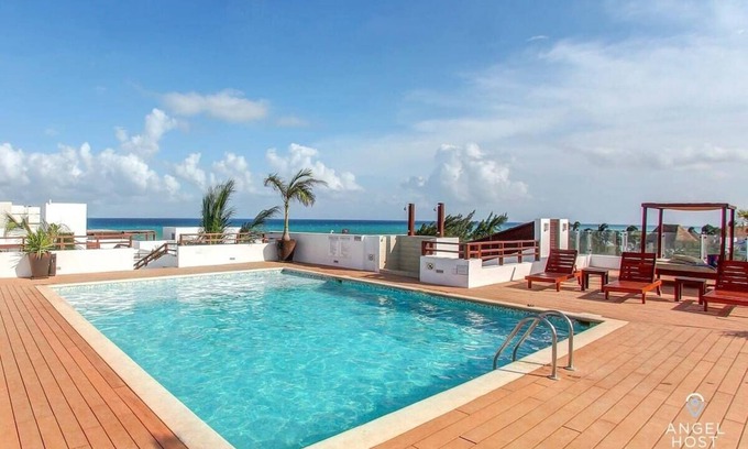 Zazil-ha Apartment | Oceanview Rooftop Pool | Steps to Coco Beach
