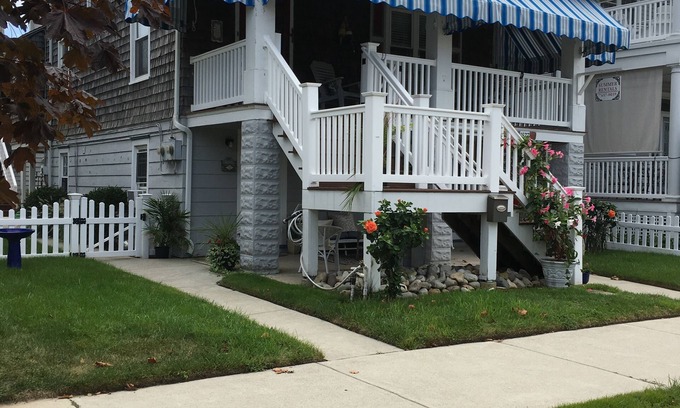 North End House | OCNJ Gold Coast beach home, Pet friendly, 9 houses from the beach and boards!