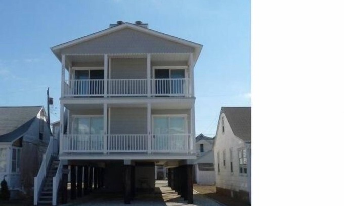South End Condo | OCNJ South End - Cozy second floor condo. Family owned and managed.