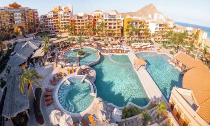 Marina Resort | October thru November 12, 2025. 1 BR Master Suite Paradise! Price reduced!