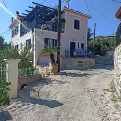 Kioni Apartment | Odysseus Suite