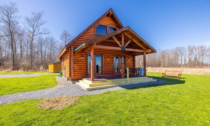 Geneva House | ❤ of Seneca Wine Trail☞A/C☞Fire Pit☞Smart TV