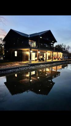 Newaygo Apartment | Off the Hook