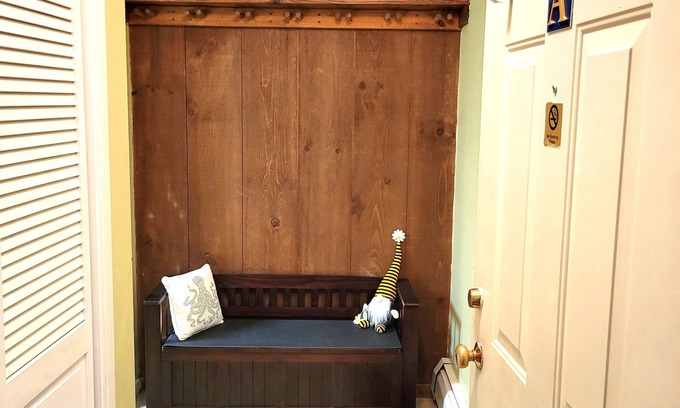 Bartlett Condo | Official Seasons RMC Condo 22A - 2 bedrooms - sleeps 8 - No Fees