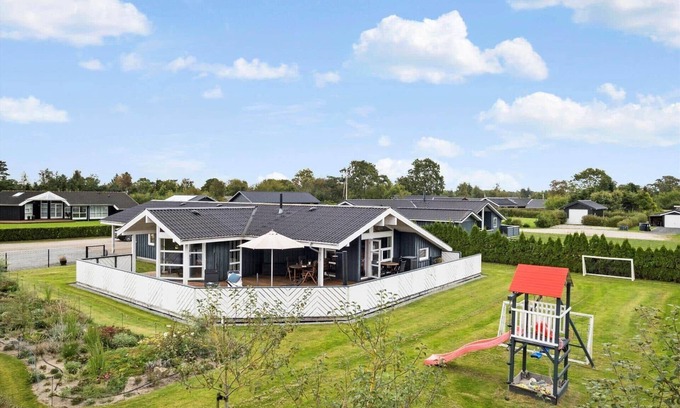 Nørre Hurup House | OH381 Hadsund - Sitkastien 2